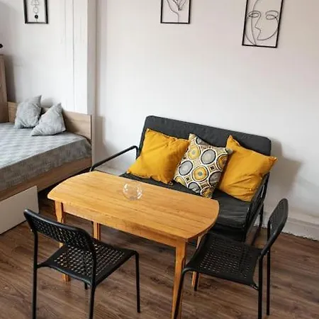 Free Parking No Stairs Apartment Panagyurishte